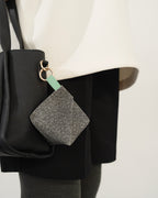 PACMO  CHARM  black